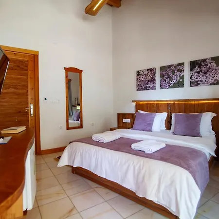 Yenice Vadi Natural Life Village Otel *