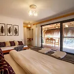 Yenice Vadi - Natural Life Village Ξενοδοχείο *